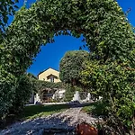 Casa Vieje De Villa