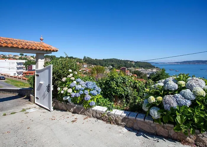 Villa Casa Vieje De Bueu